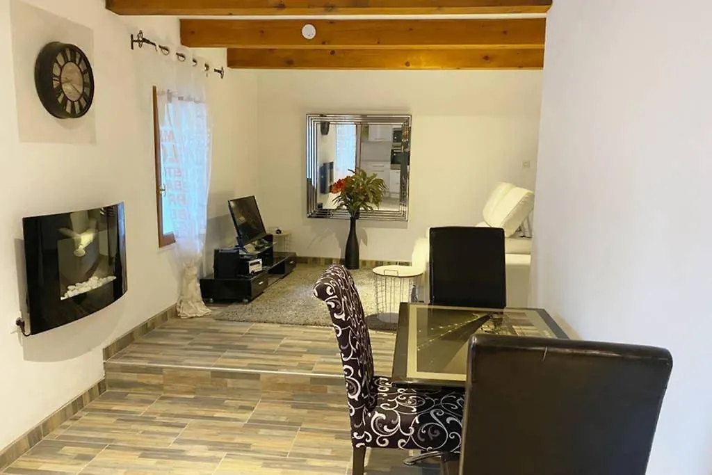 Calme Dans Maison De Village 60M2 Super Confort location
